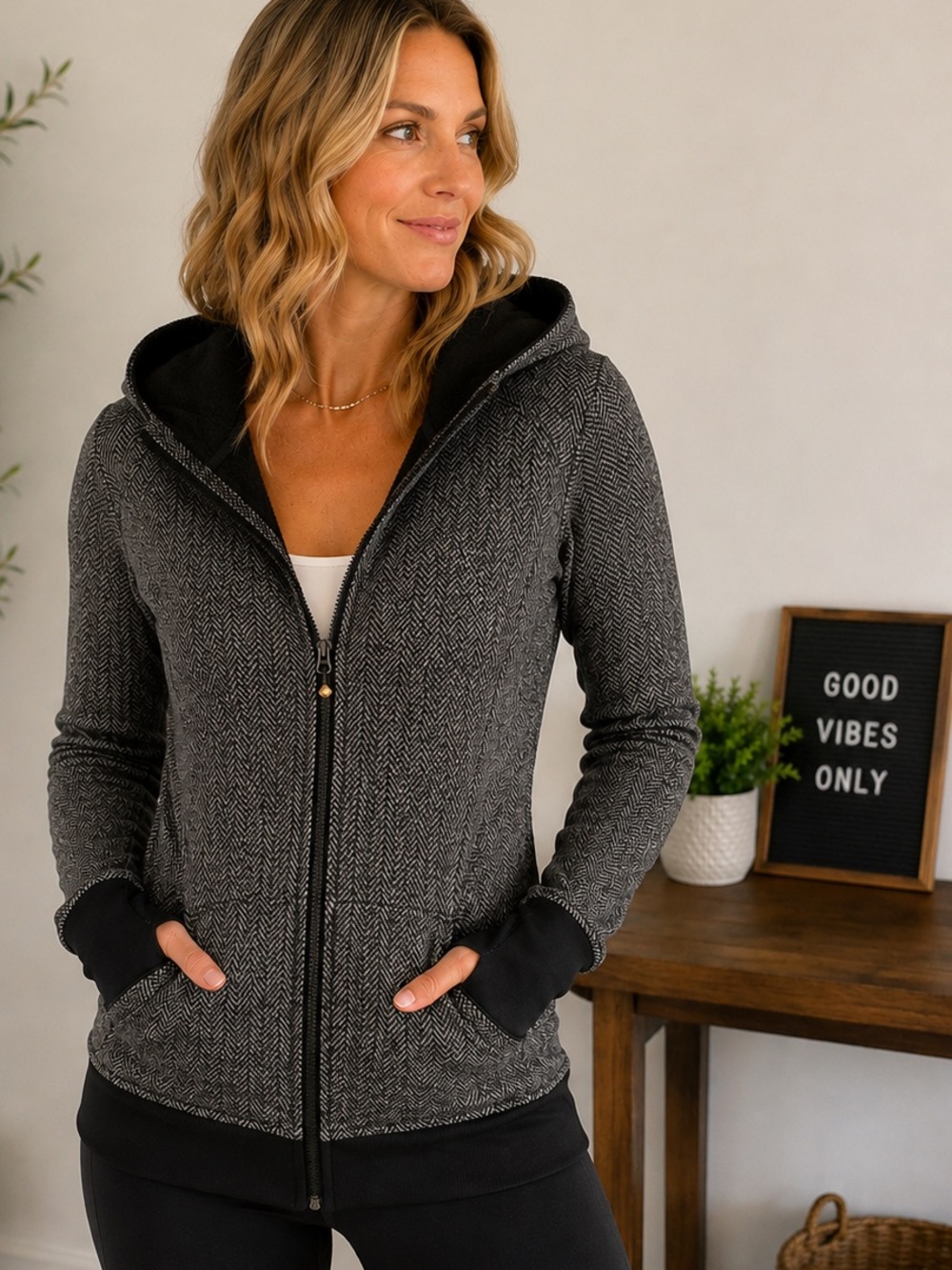 Lululemon Athletica Black and Gray Patterned Scuba Jacket Reversible
